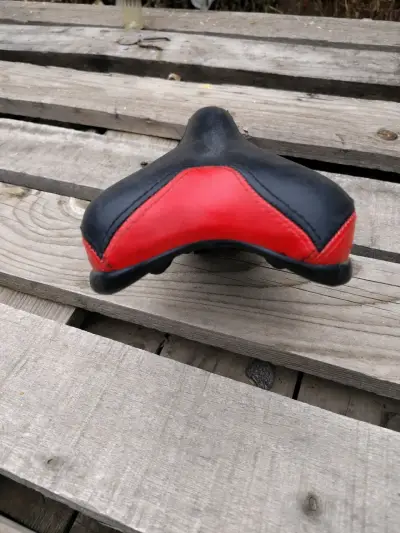 Asiento bicicleta Bianchi negro y rojo - miniatura 5