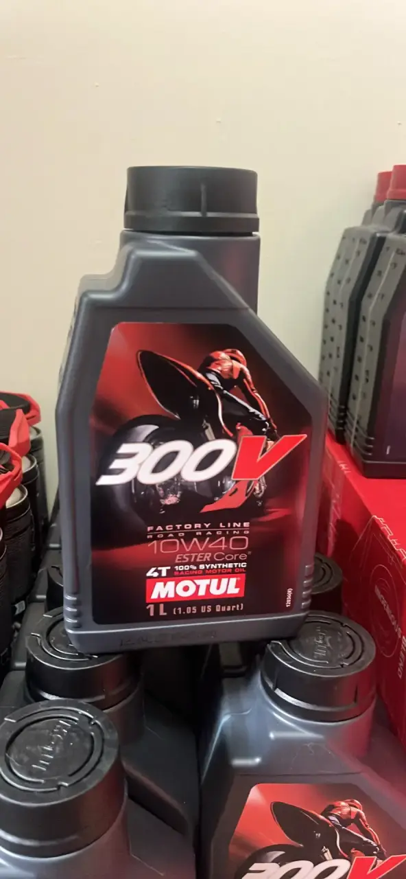Aceite Motul 300V 10W40 1L