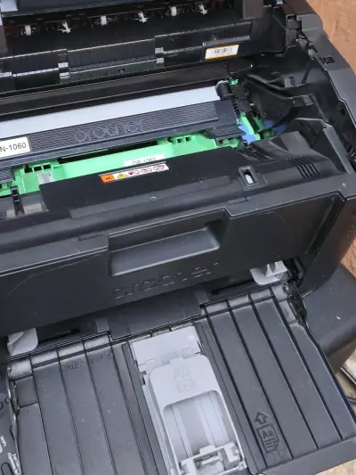Impresora Brother HL-1202 - miniatura 3