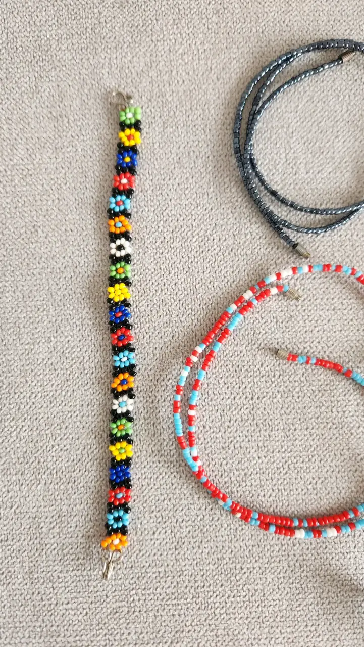Set de pulseras y collares de mostacillas años 90 - 4