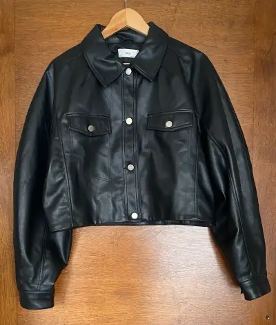Chaqueta negra MANGO - miniatura 1