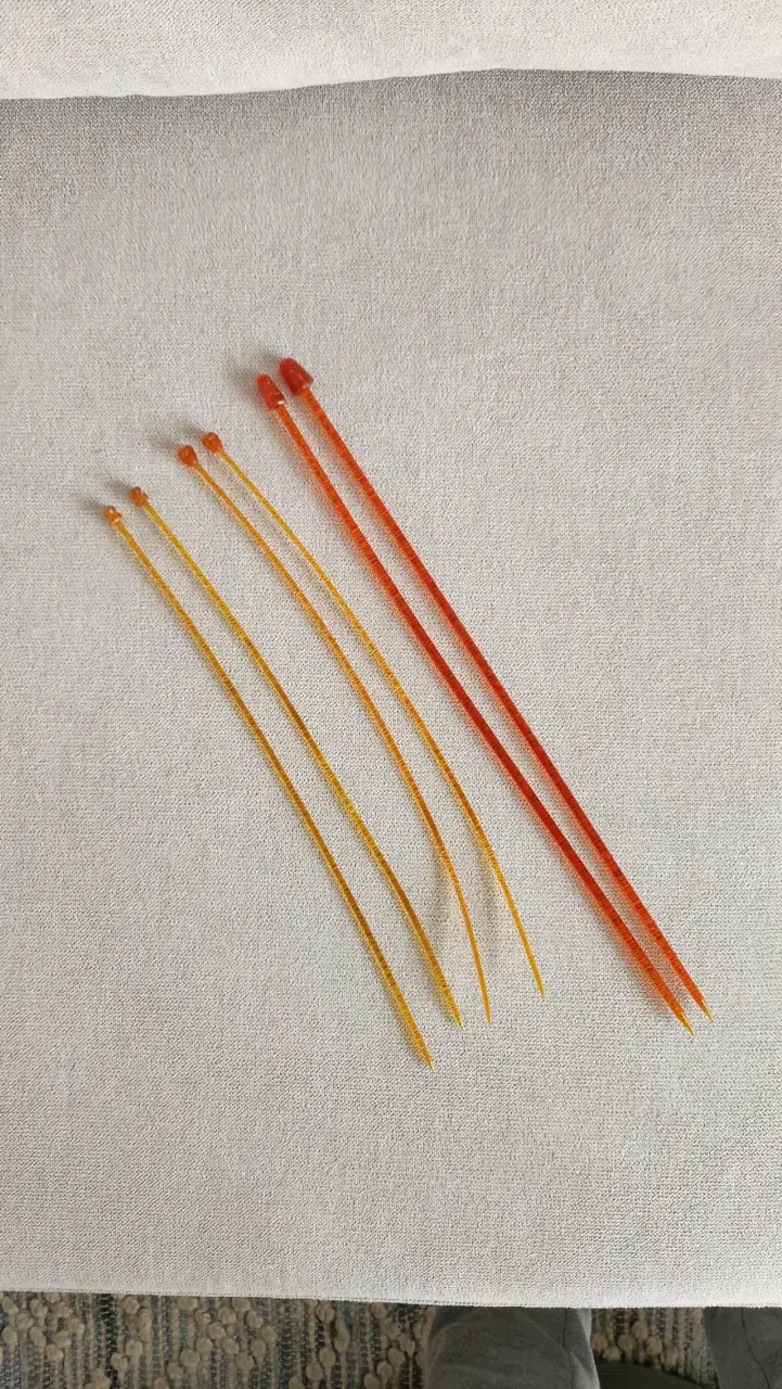 Set de palillos de plástico para tejer - 1