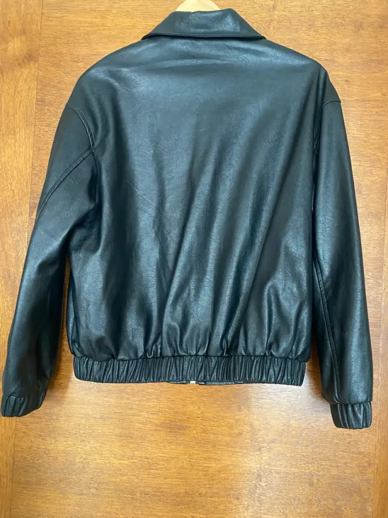 Chaqueta negra estilo biker - 2