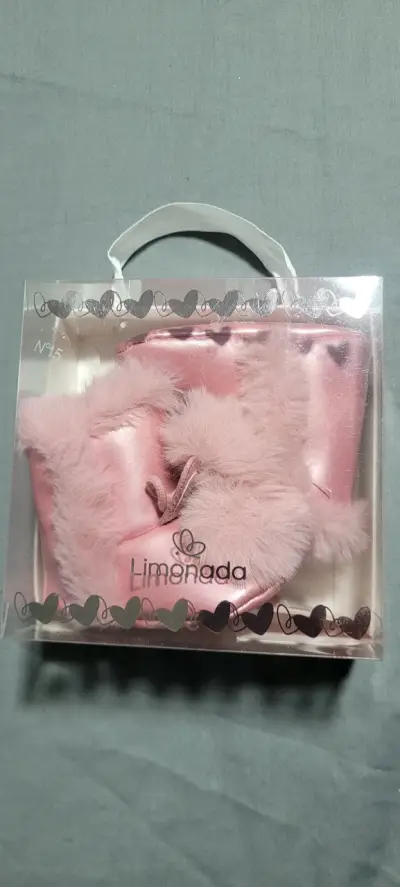 Zapatos de bebé rosas con peluche - miniatura 4