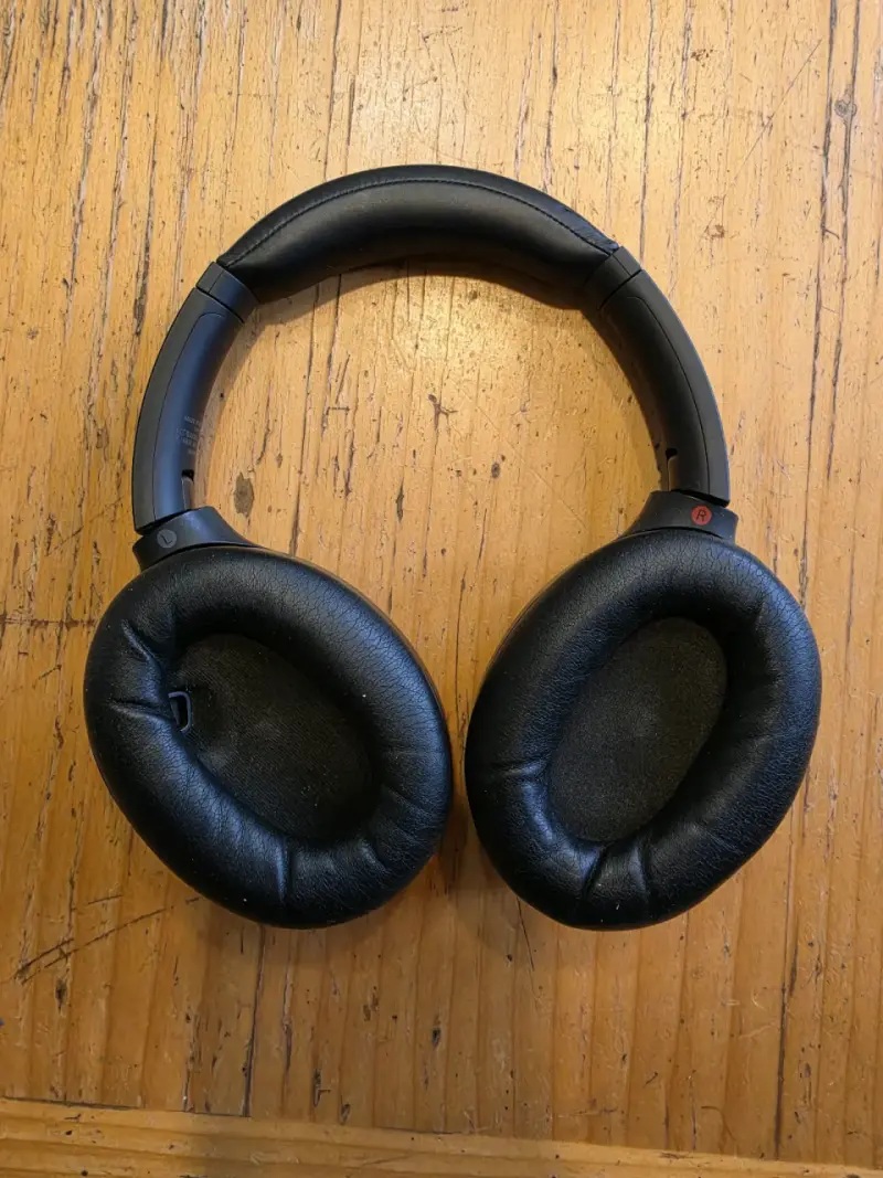 Sony WH-1000XM4 - 6