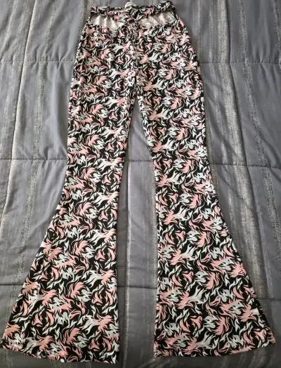Ropa de mujer en buen estado 🌸 - miniatura 4