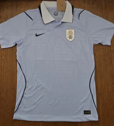 Camiseta Uruguay celeste talla M (Apretada) - miniatura 1