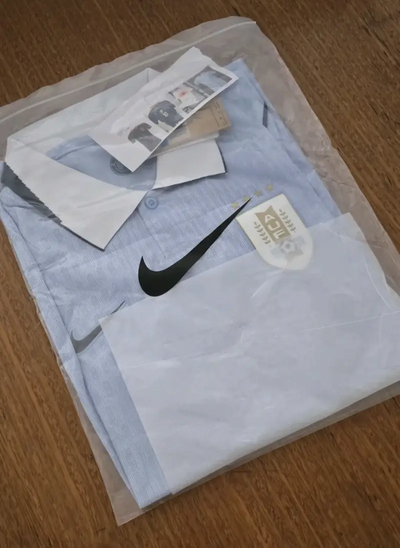 Camiseta Uruguay celeste talla M (Apretada) - 3