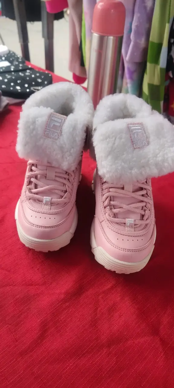 Botines fila rosados con peluche - 1