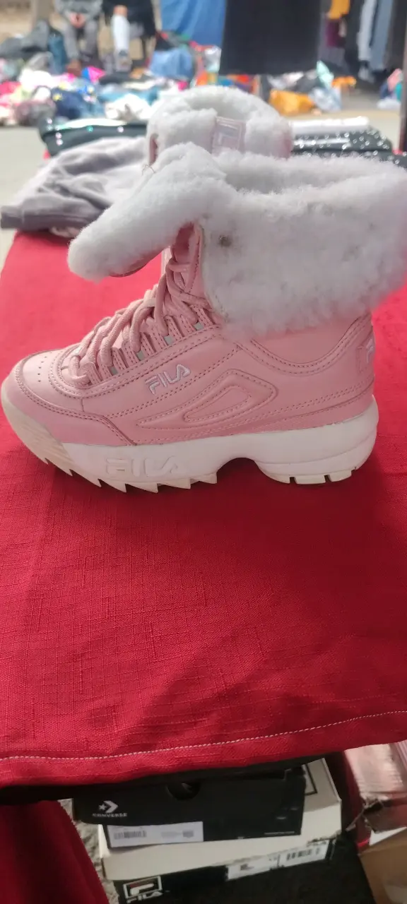 Botines fila rosados con peluche - 2