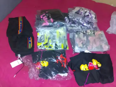 Buzos mujer y gorros con cuello - miniatura 1