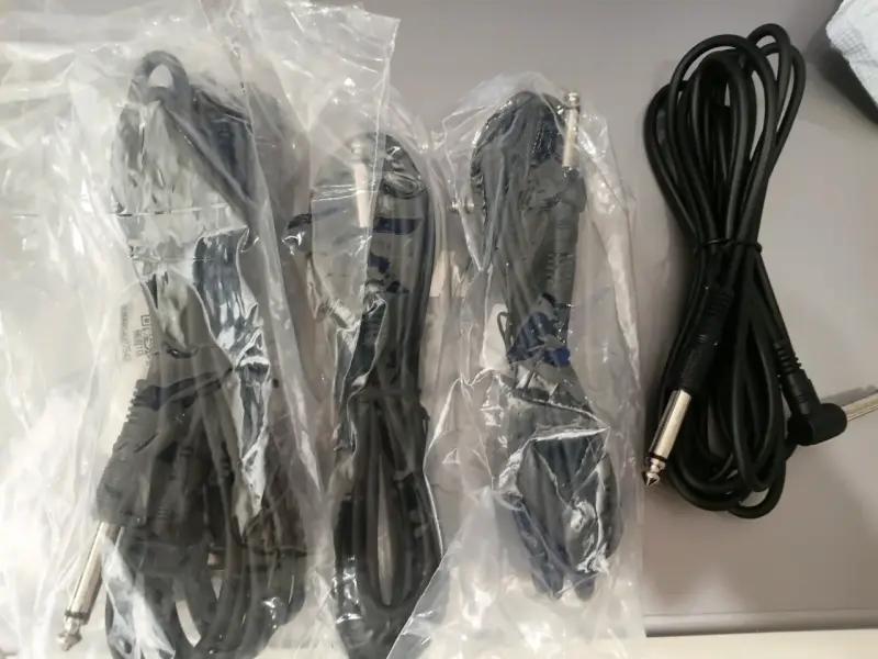 Cable para instrumento musical de audio 6.3mm mono - 2