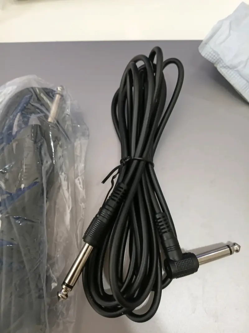 Cable para instrumento musical de audio 6.3mm mono - 4