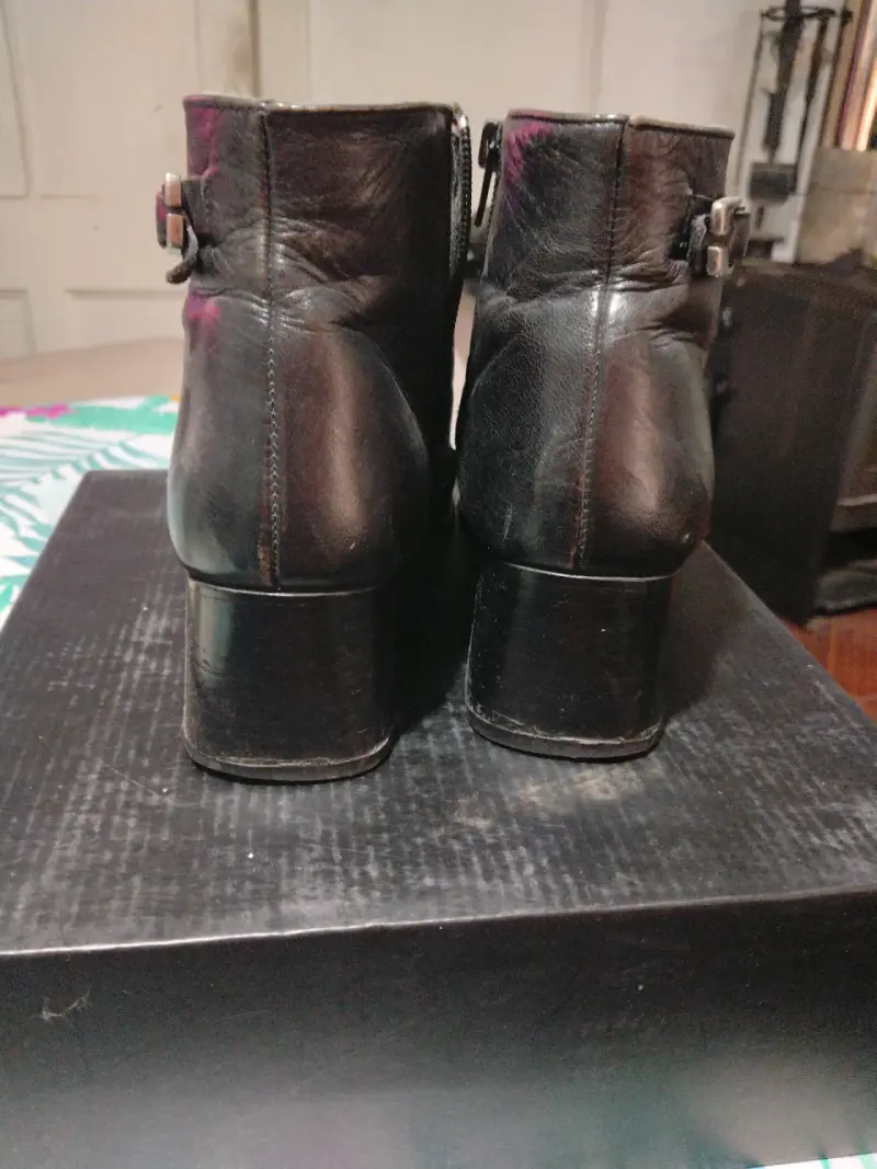Botines de cuero negros con hebilla - 2