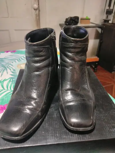 Botines de cuero negros con hebilla - miniatura 3