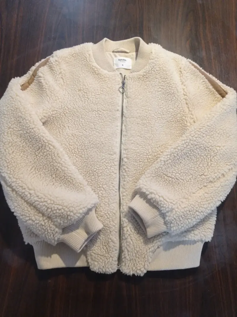 Chaqueta estilo oveja negra - 2