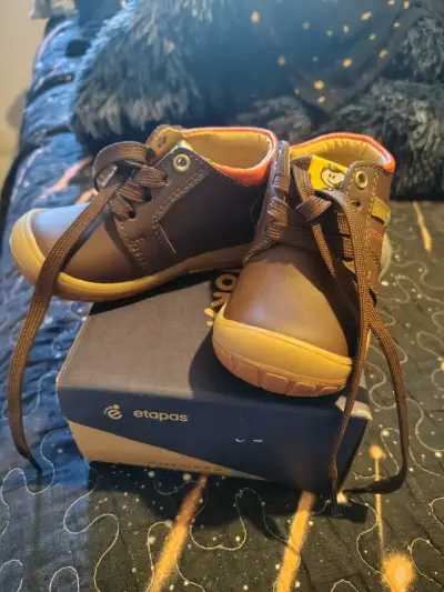 Zapatos para niños café - miniatura 1