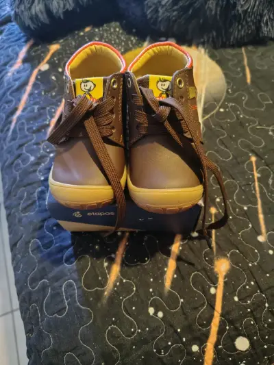 Zapatos para niños café - miniatura 2