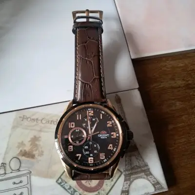 Reloj Orient cronógrafo marrón - miniatura 1