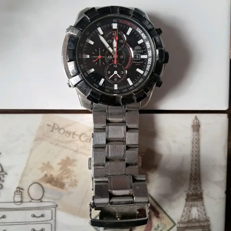 Reloj Orient cronógrafo negro - 2