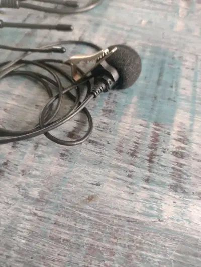 Micrófono inalámbrico profesional Sony UHF - miniatura 3