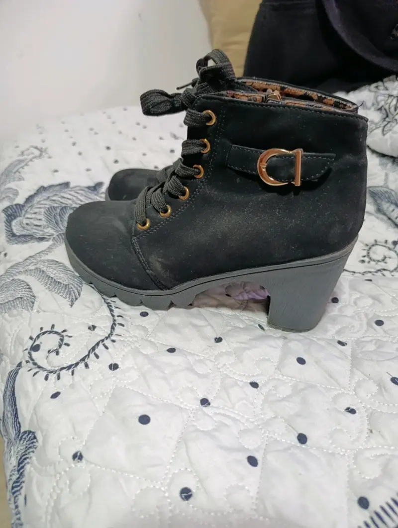 Botines negros con tacón - 2