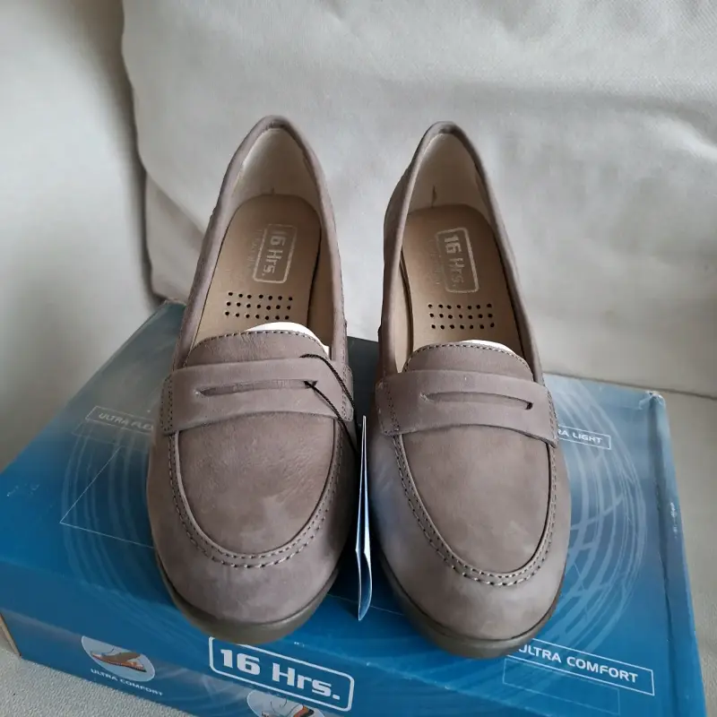 Zapatos de cuero 16 Hrs Talla 37 - 1