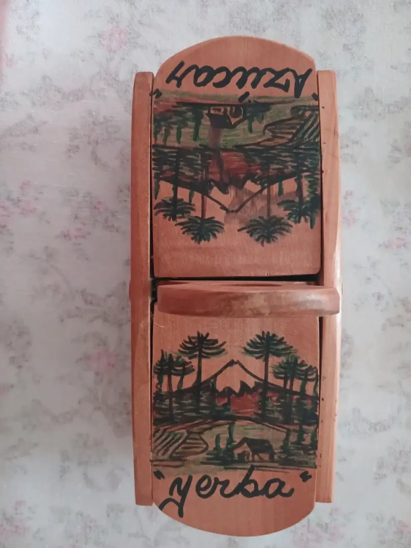 Caja de madera artesanal - 1