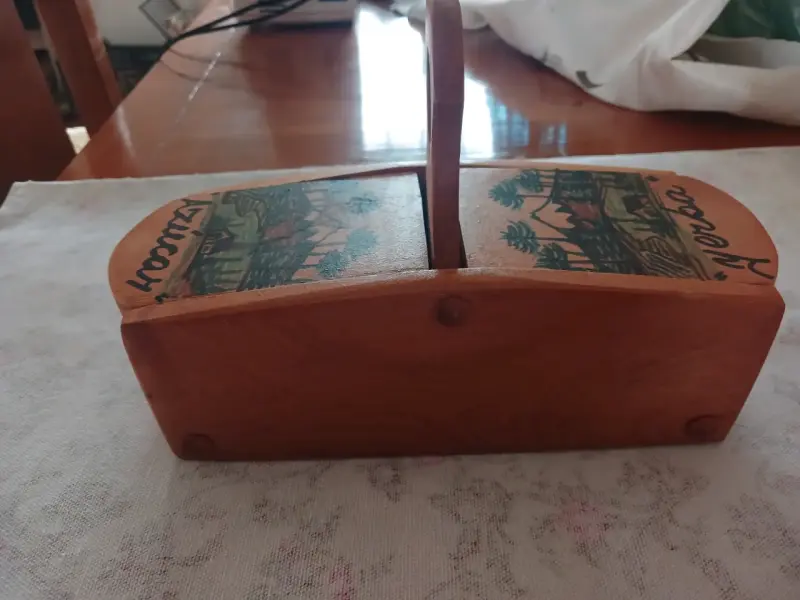 Caja de madera artesanal - 2