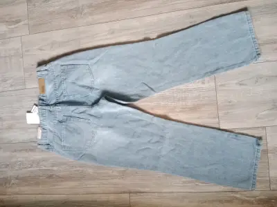 Jeans azul claro talla 38 - miniatura 2