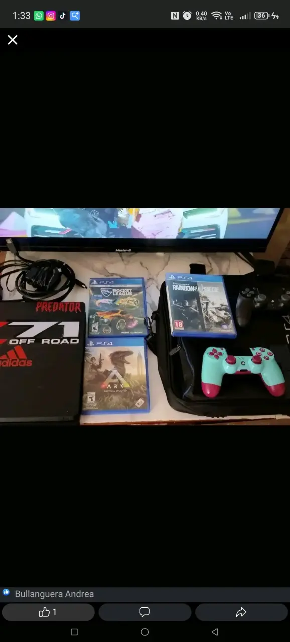 Consola PS4 con juegos y control