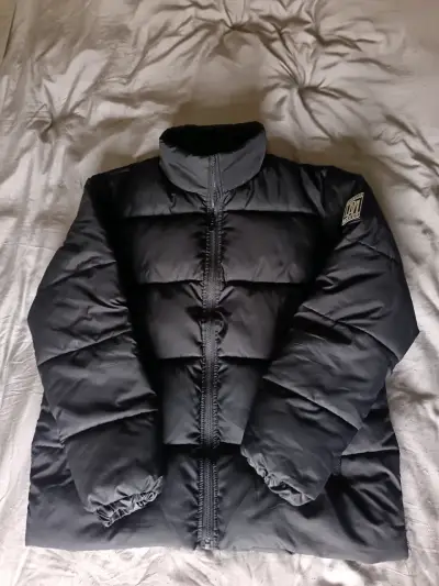 Chaqueta acolchada negra - miniatura 1