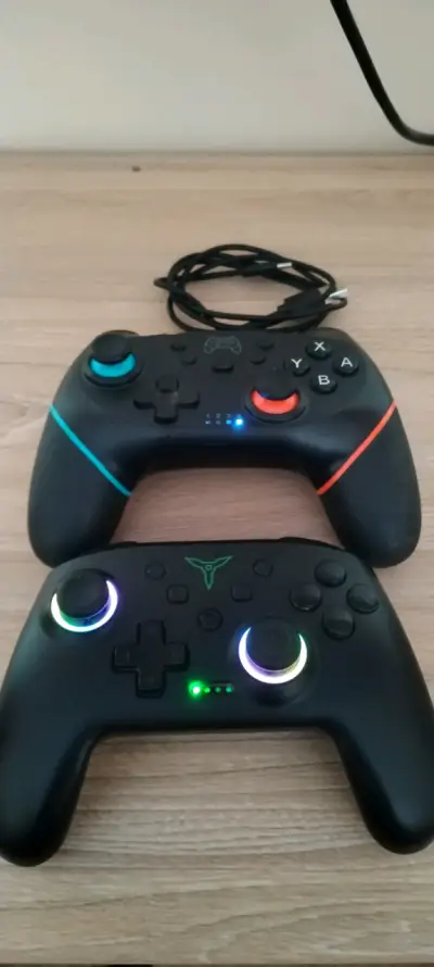 Lote controles Nintendo switch y PC - miniatura 1