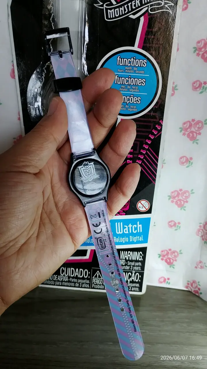 Reloj digital Condorito morado y 2 de monster high - 4