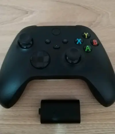 Control Xbox negro inalámbrico - miniatura 1