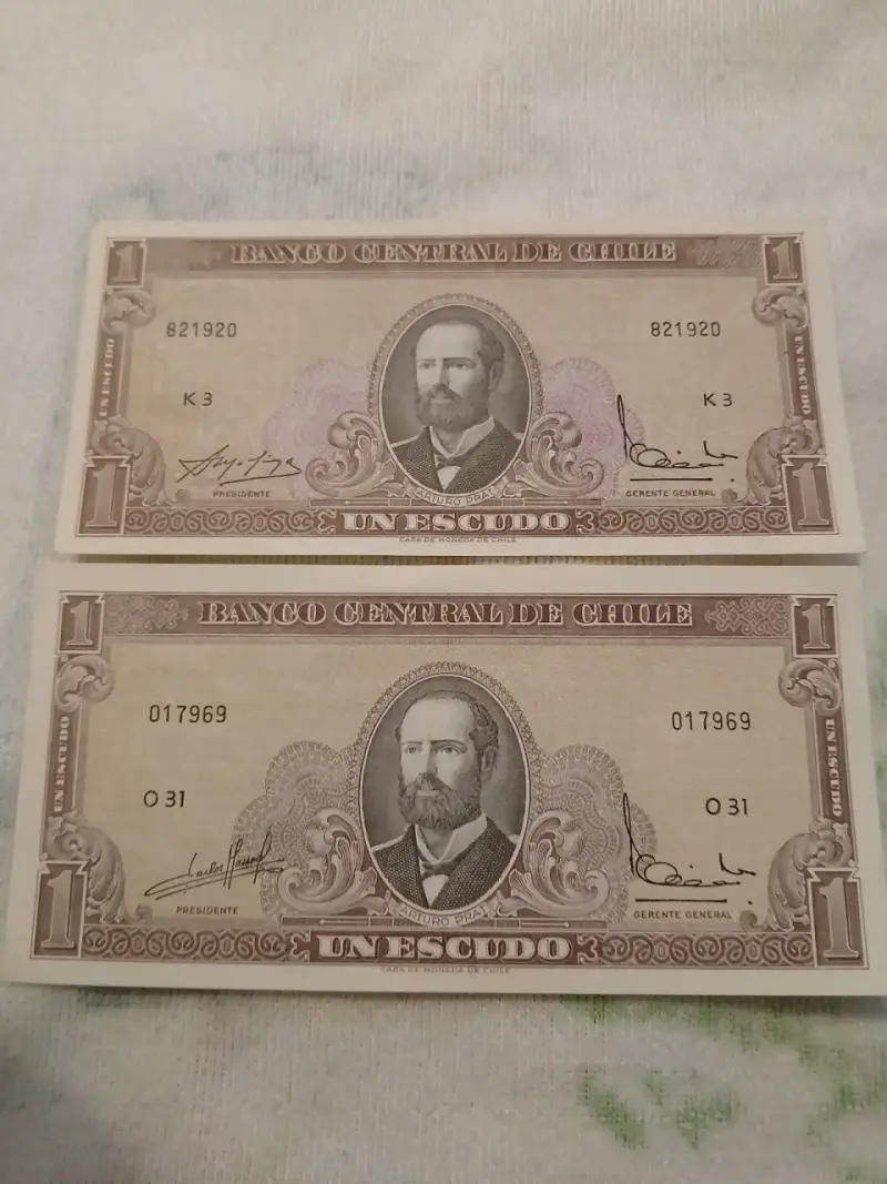 Billetes antiguos de un escudo UNC - 1
