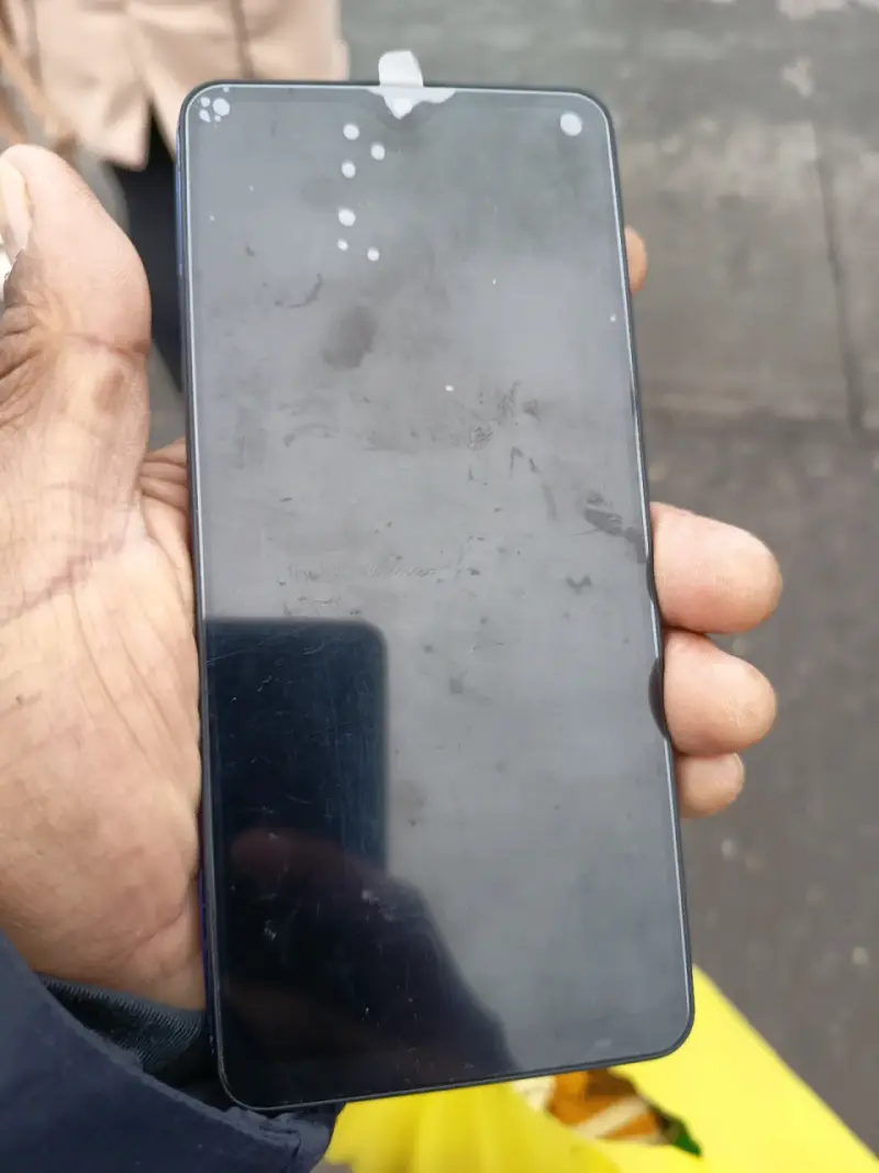 Smartphone Samsung azul - 2