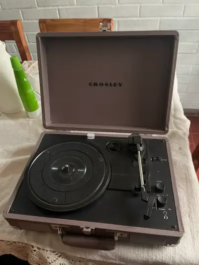 Tocadiscos portátil Crosley - miniatura 1