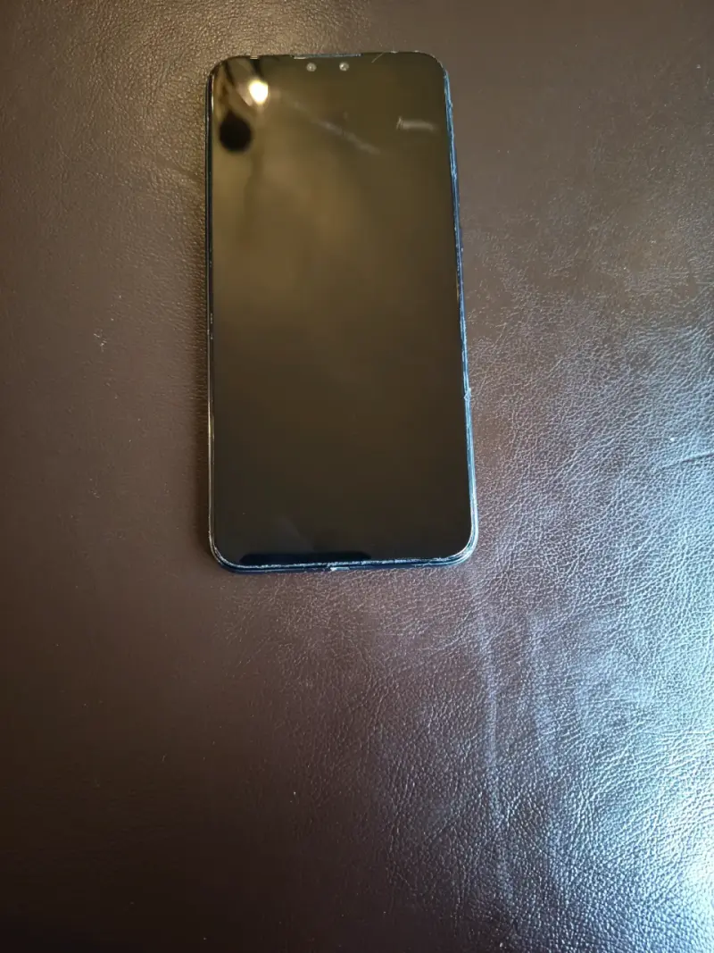 Teléfono Huawei usado - 3