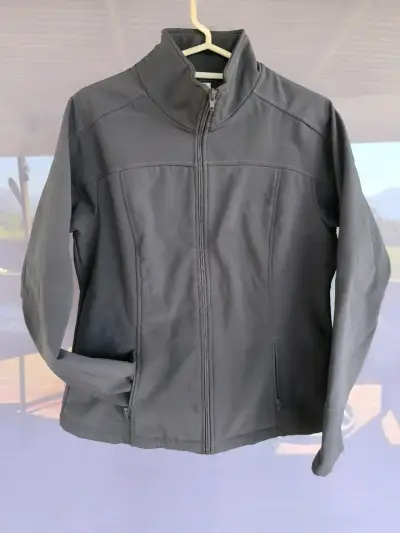 Chaqueta negra outdoor - miniatura 3