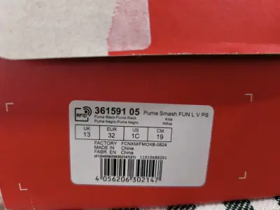 Zapatillas negras Puma con velcro - miniatura 3