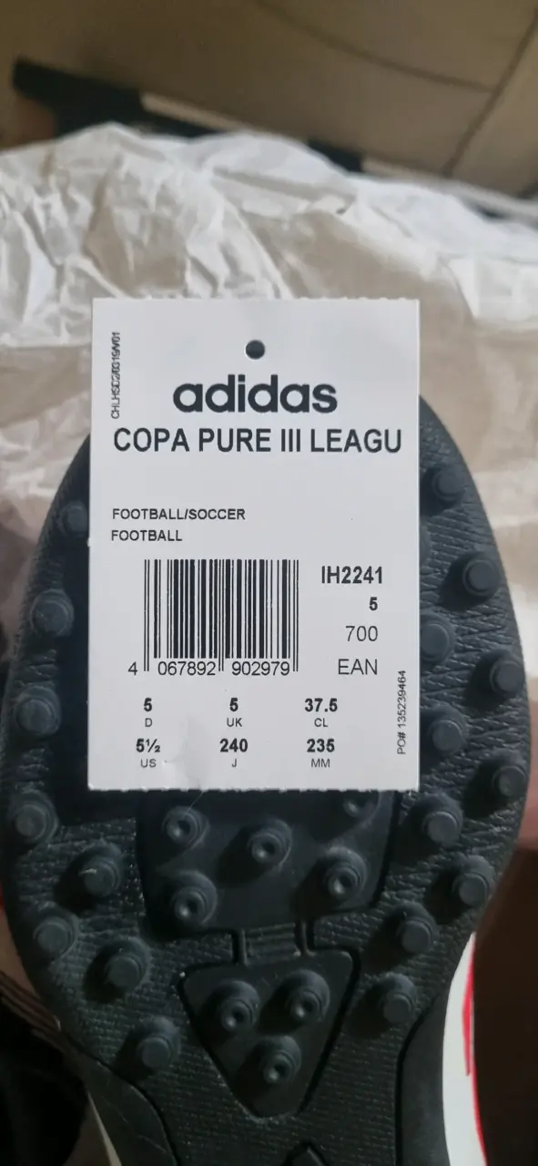 Zapatillas deportivas blancas y negras - 6