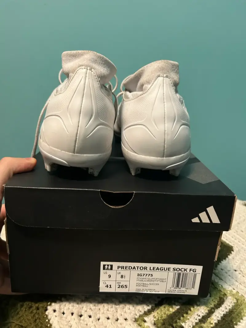 Zapatos de fútbol blancos Predator 9us 42.5 - 2