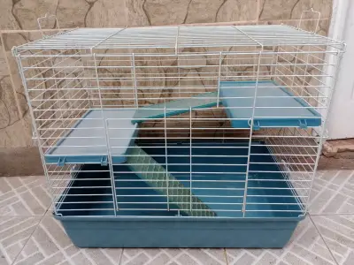 Jaula de metal grande para mascotas - miniatura 1