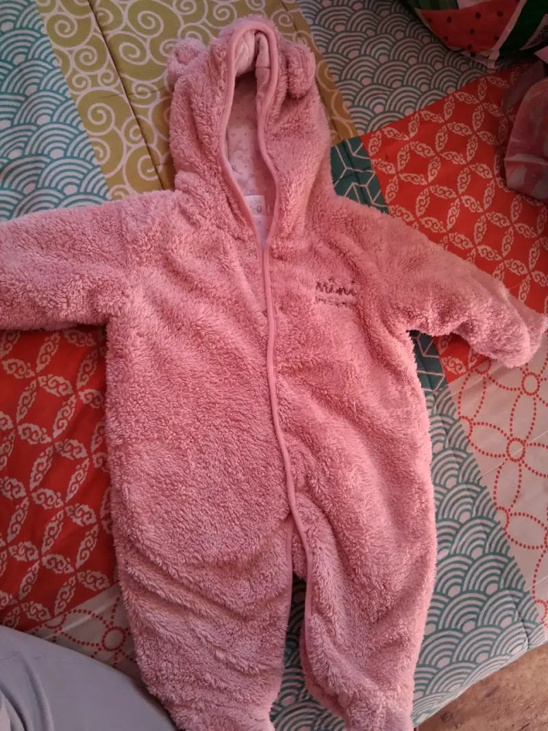 Enterito rosado de felpa para bebés - 2
