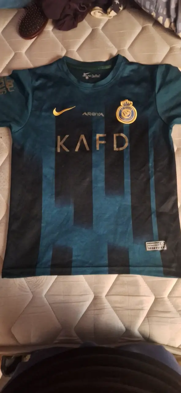 Camiseta deportiva alnassr estampada