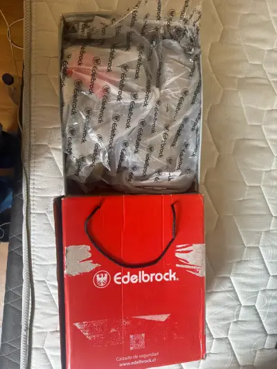 Zapatos de seguridad Edelbrock nuevos - miniatura 1