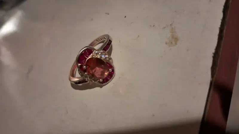 Anillo de plata con piedra rosada - 3