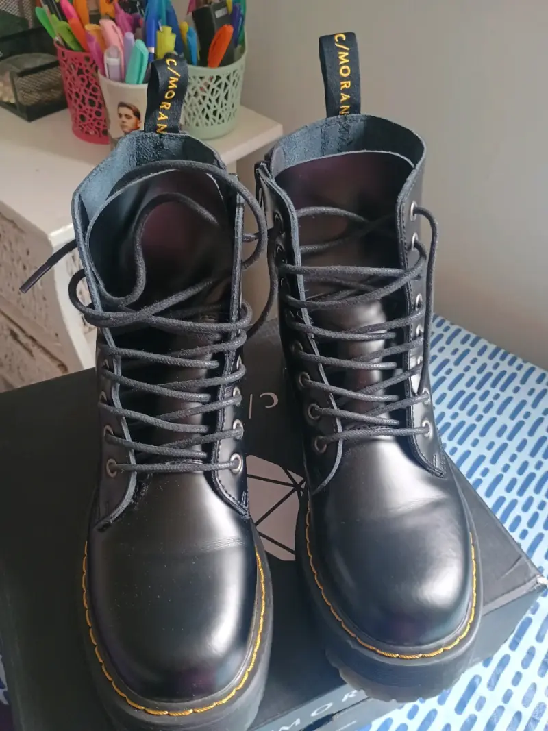 Botas de cuero negras - 2