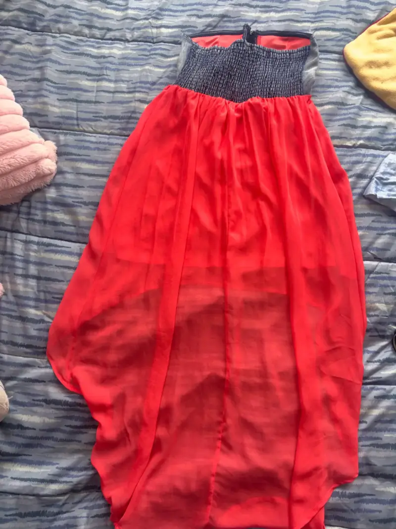Vestido rojo sin mangas - 1